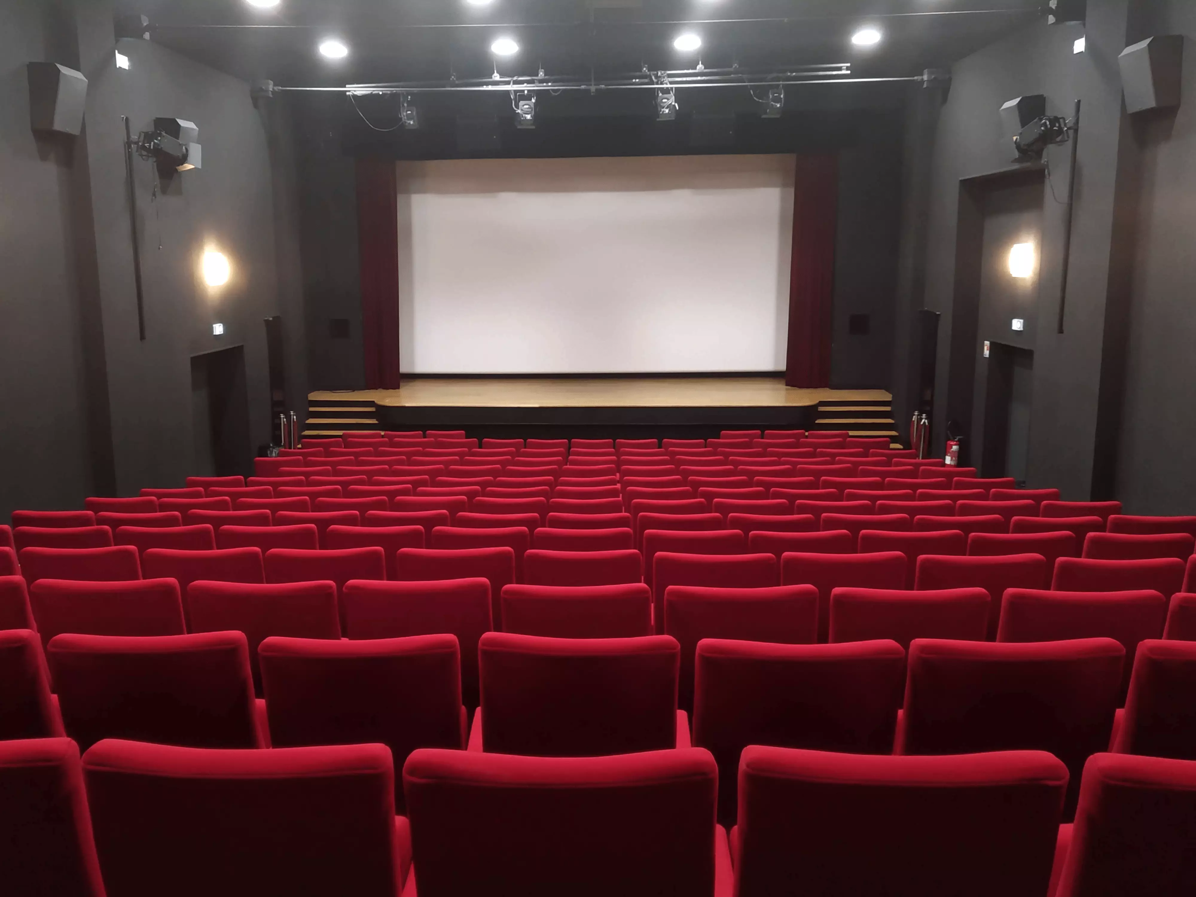 Salle de cinéma du centre culturel Jean Rochefort